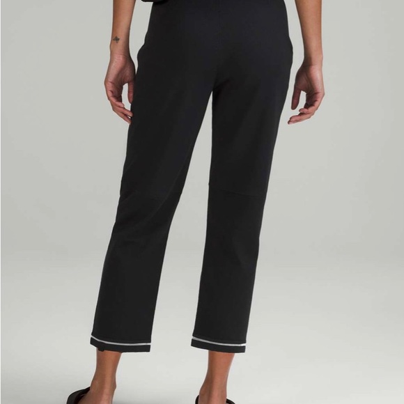 Lululemon Relaxed-Fit HR Knit Crop 24” - Picture 3 of 6